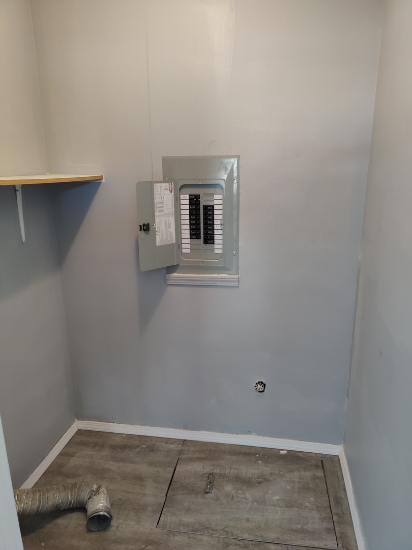 16068 Richmond Avenue Property Photo 38