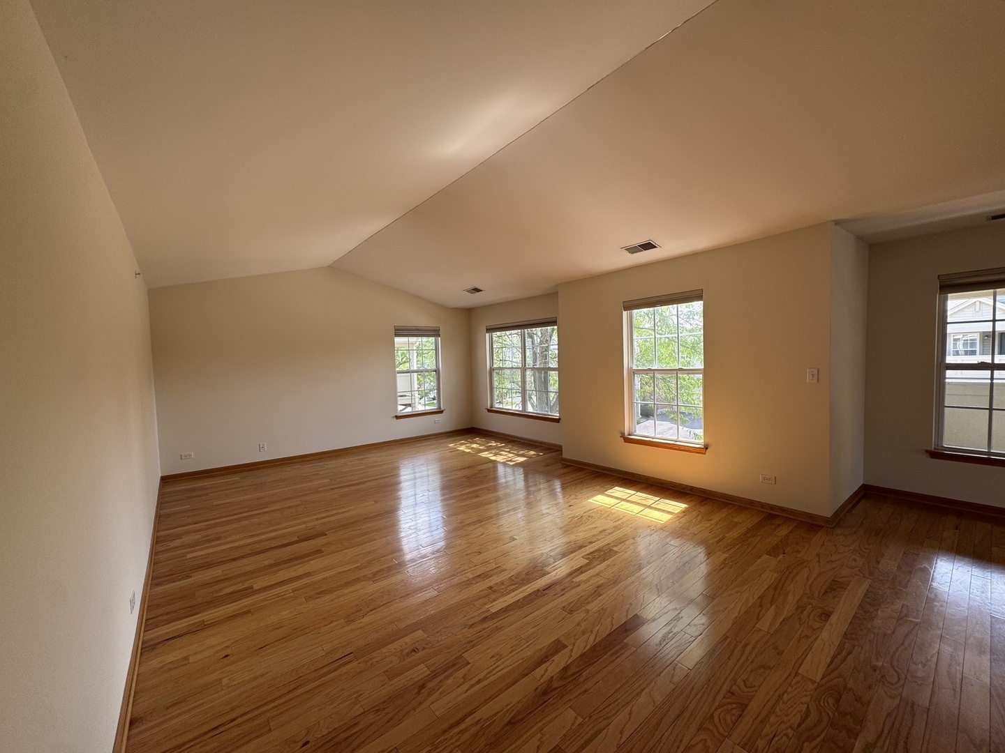 2268 Vanderbilt Drive 2268 Property Photo 10