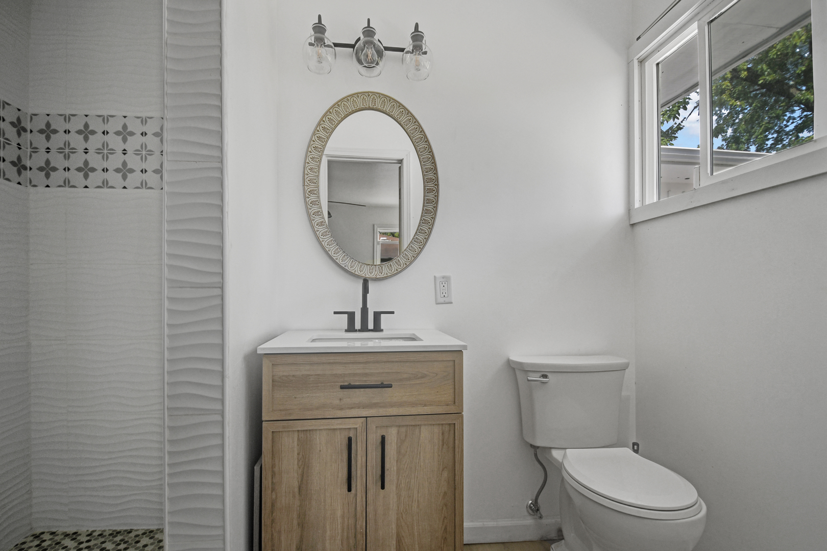 354 Winona Street Property Photo 12