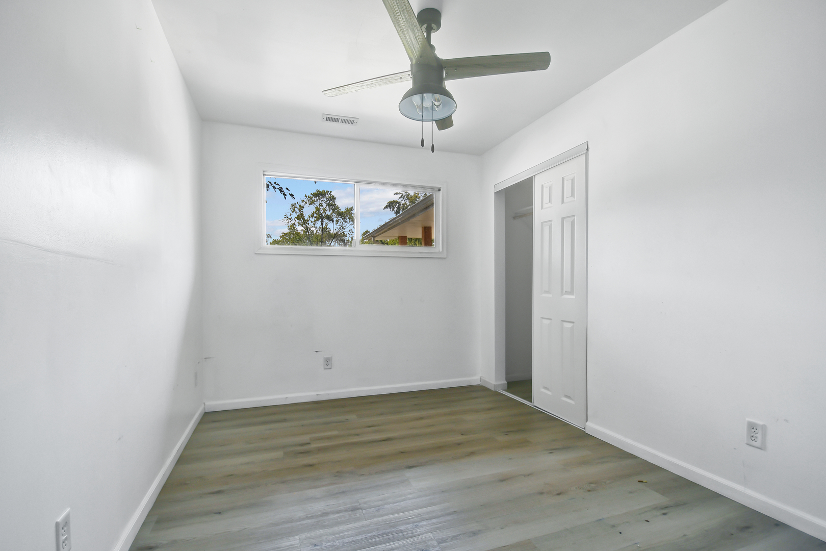 354 Winona Street Property Photo 14