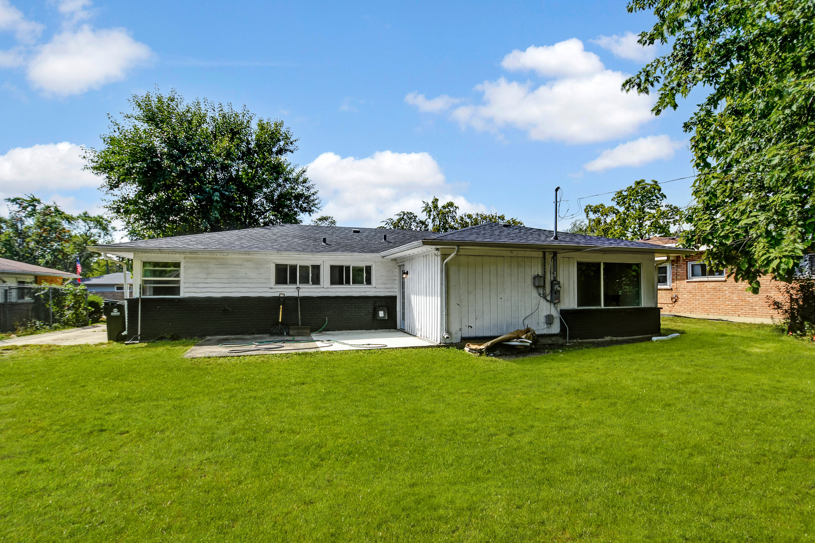 354 Winona Street Property Photo 17