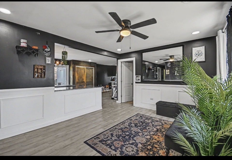 9224 Magnolia Avenue Property Photo 3