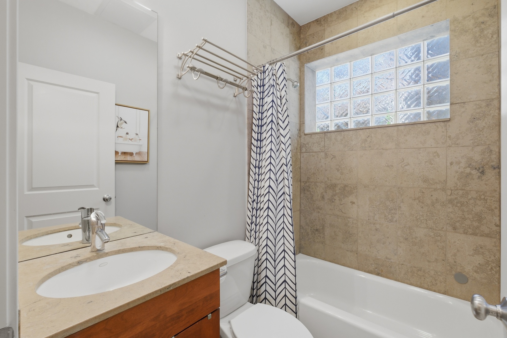 1920 W Diversey Parkway 1 Property Photo 25