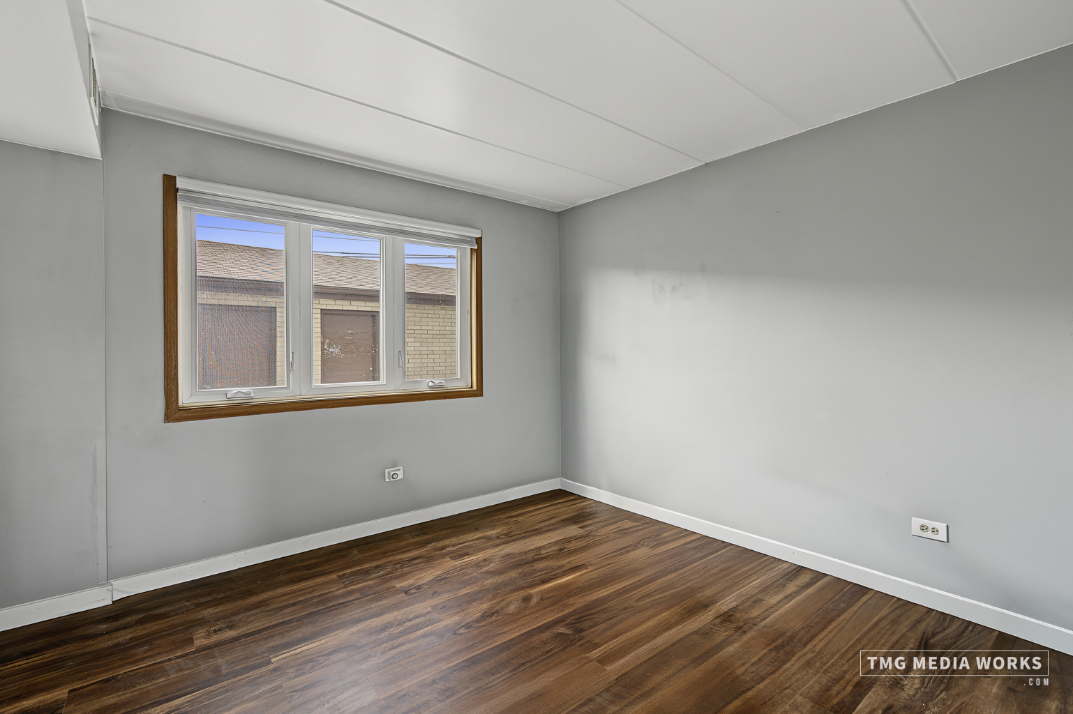 6255 W 63rd Street 1b Property Photo 11