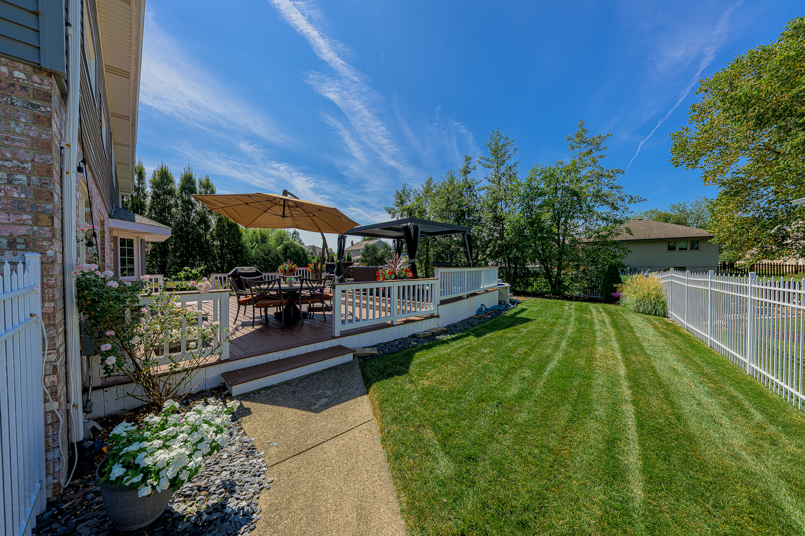 19400 Stonehenge Drive Property Photo 20