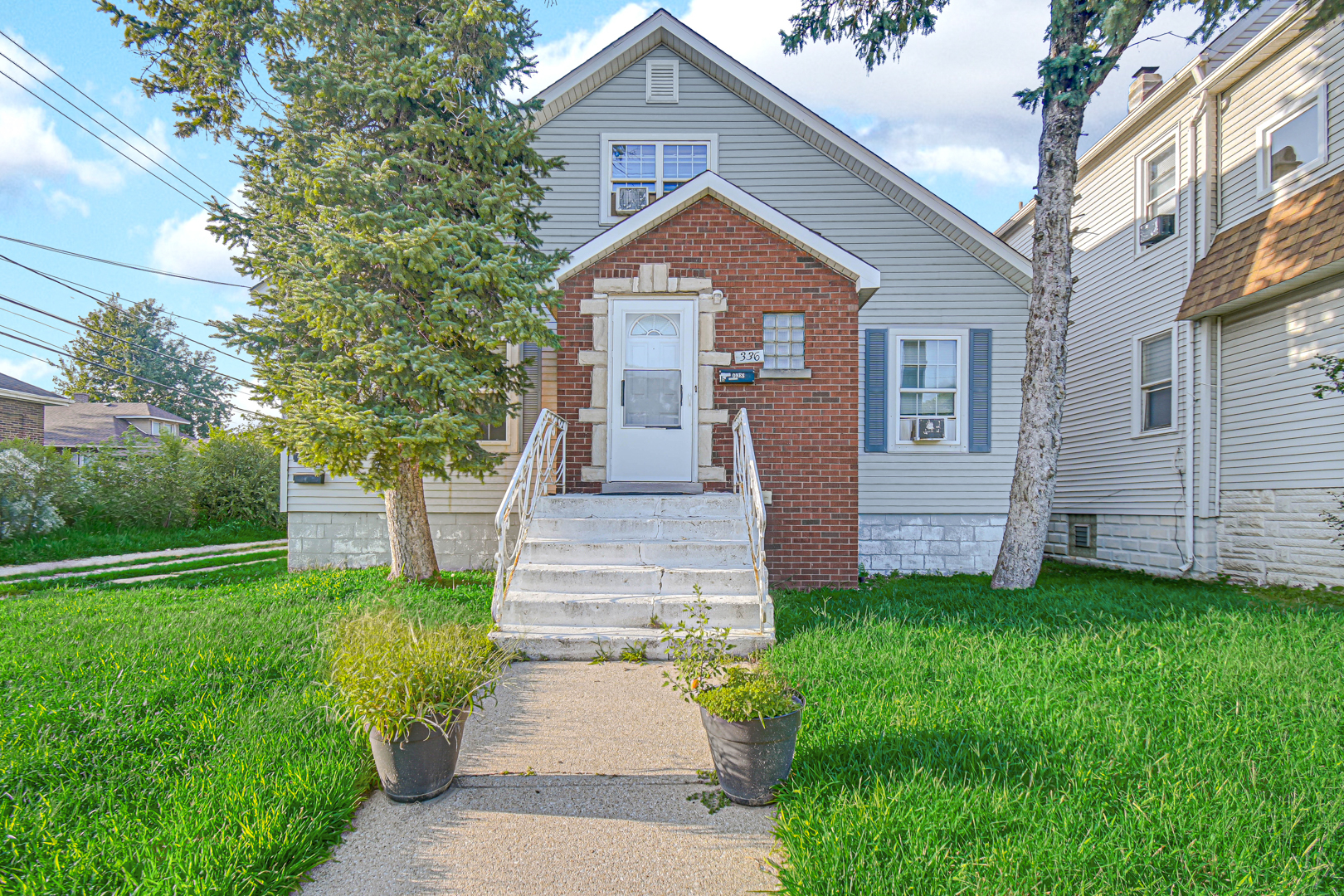 336 153rd Place Property Photo 1