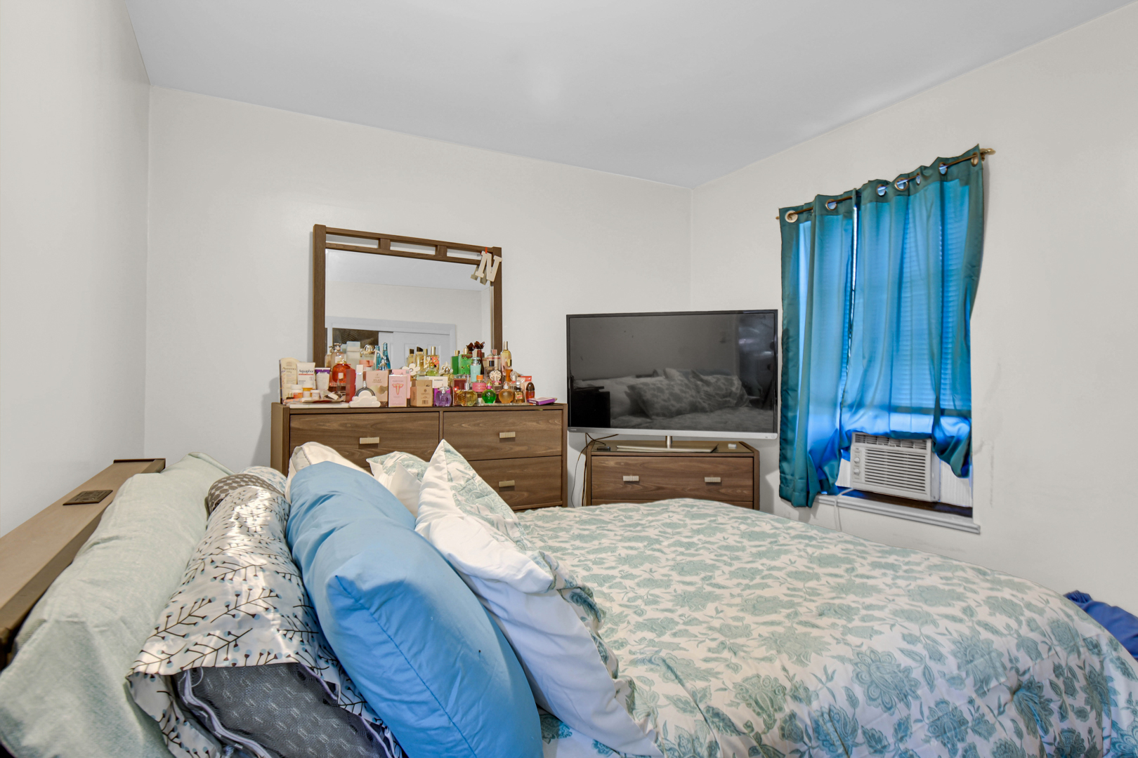 336 153rd Place Property Photo 7
