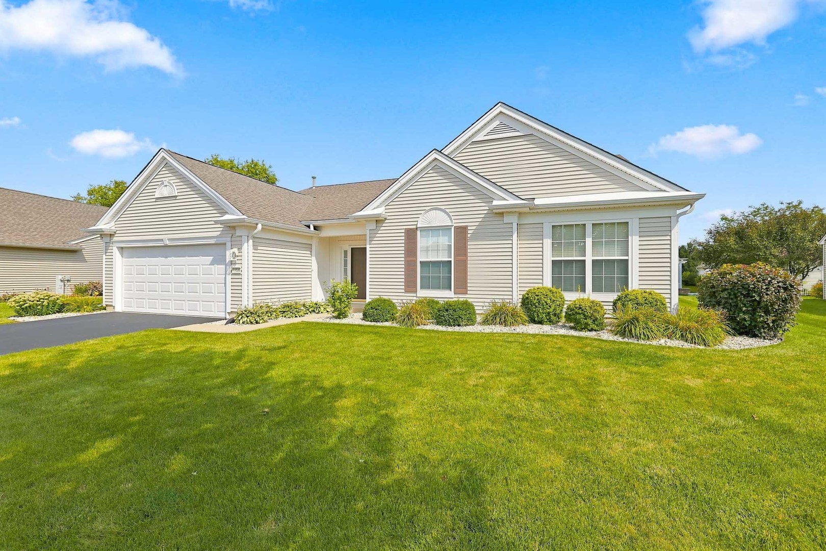 13326 Dakota Fields Drive Property Photo 1