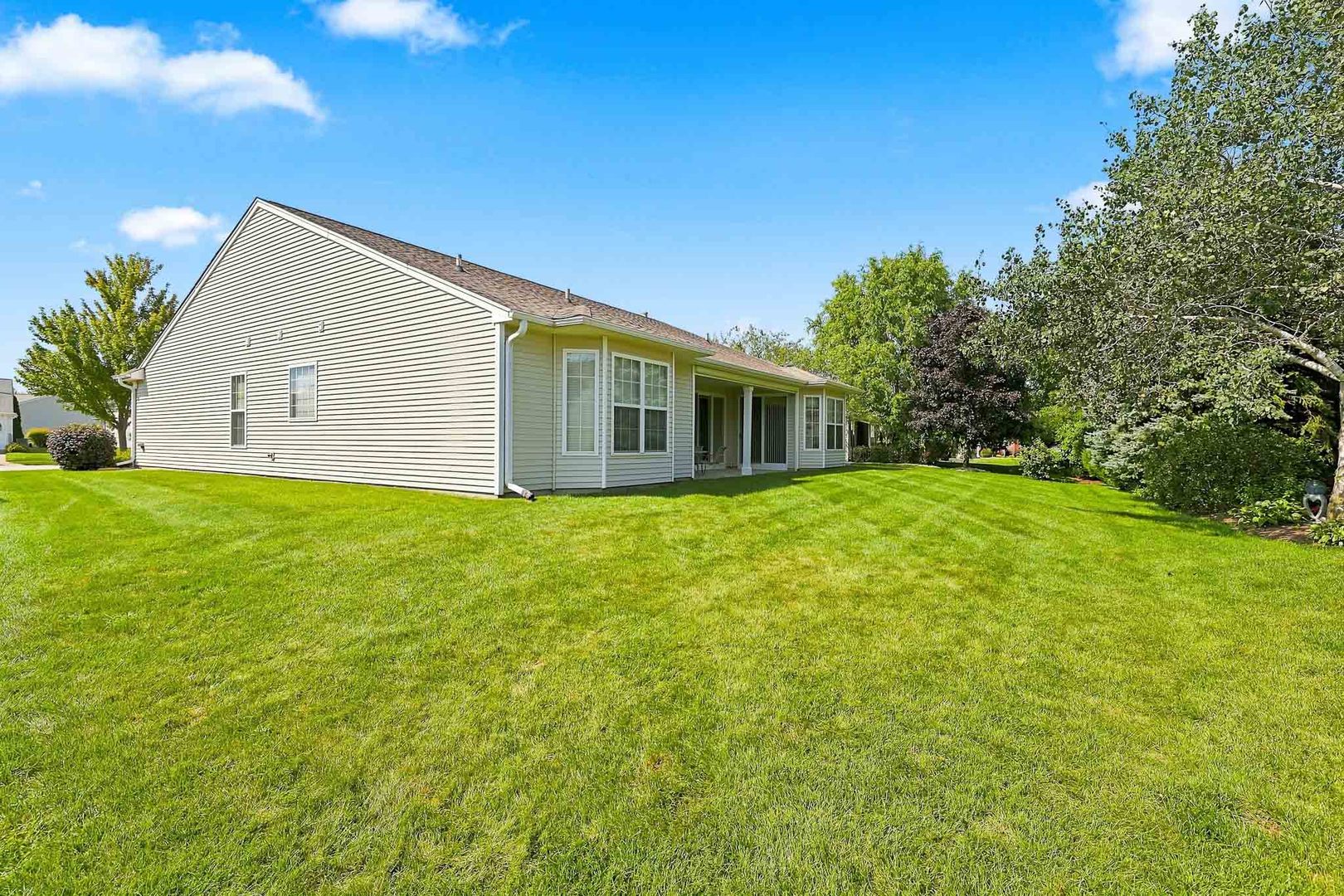 13326 Dakota Fields Drive Property Photo 32