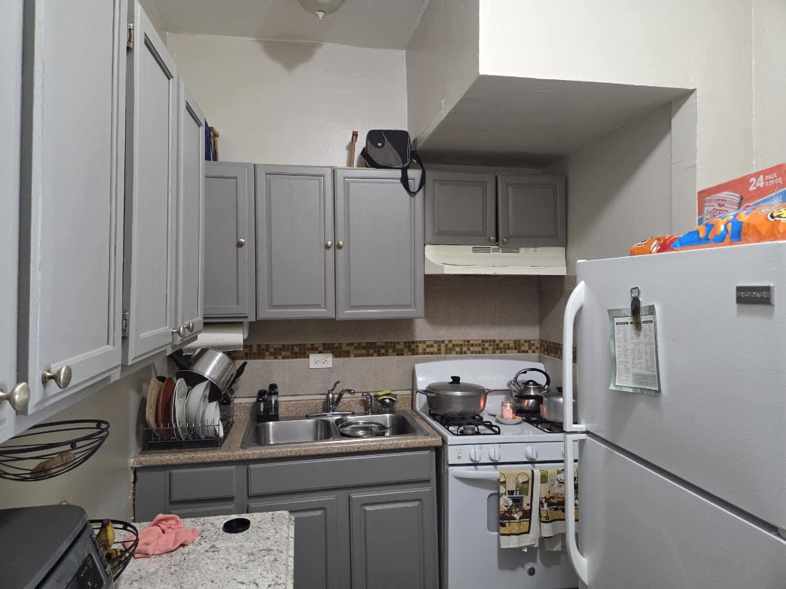 7547 N Rogers Avenue Property Photo 26