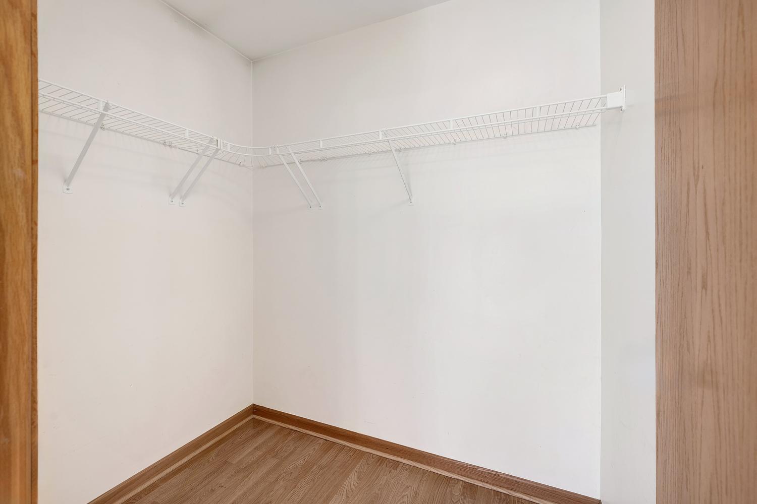 353 Ogden Falls Boulevard 353 Property Photo 11