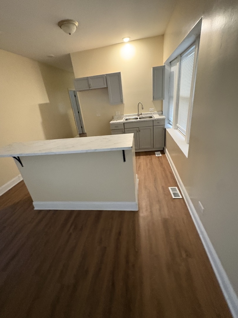 7408 S Yates Boulevard Property Photo 4