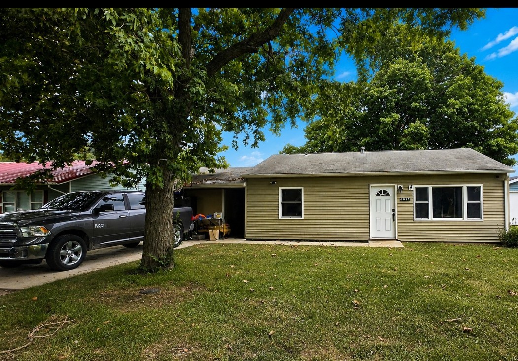 1017 S Eastview Drive Property Photo 1