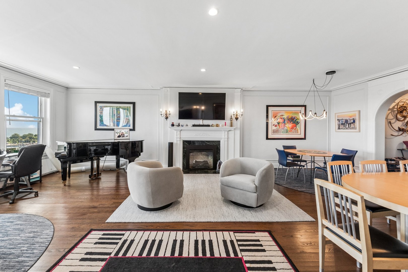 3240 N Lake Shore Drive 10d Property Photo 4