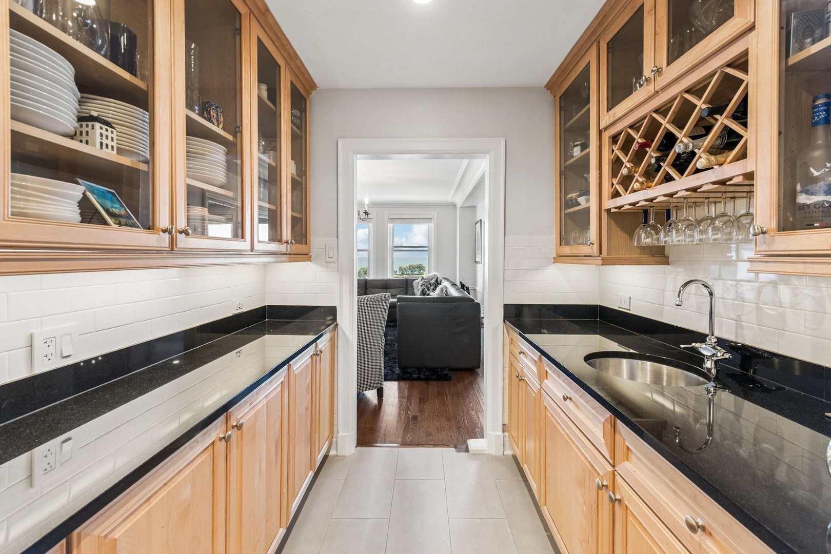 3240 N Lake Shore Drive 10d Property Photo 12