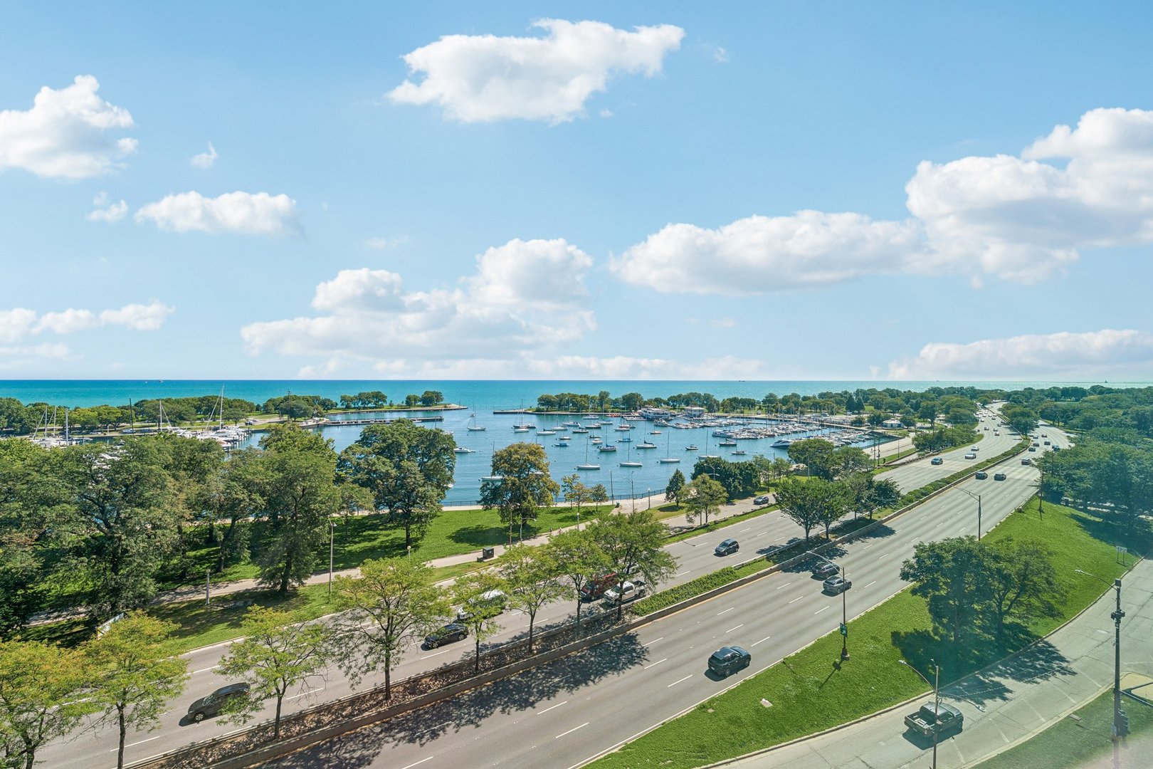 3240 N Lake Shore Drive 10d Property Photo 16