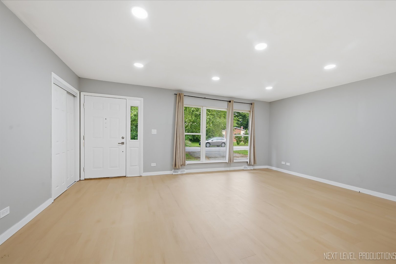 557 Willard Avenue Property Photo 7
