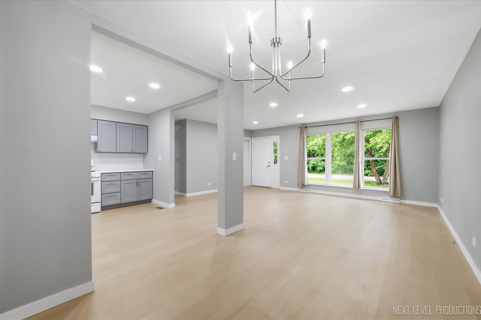 557 Willard Avenue Property Photo 11