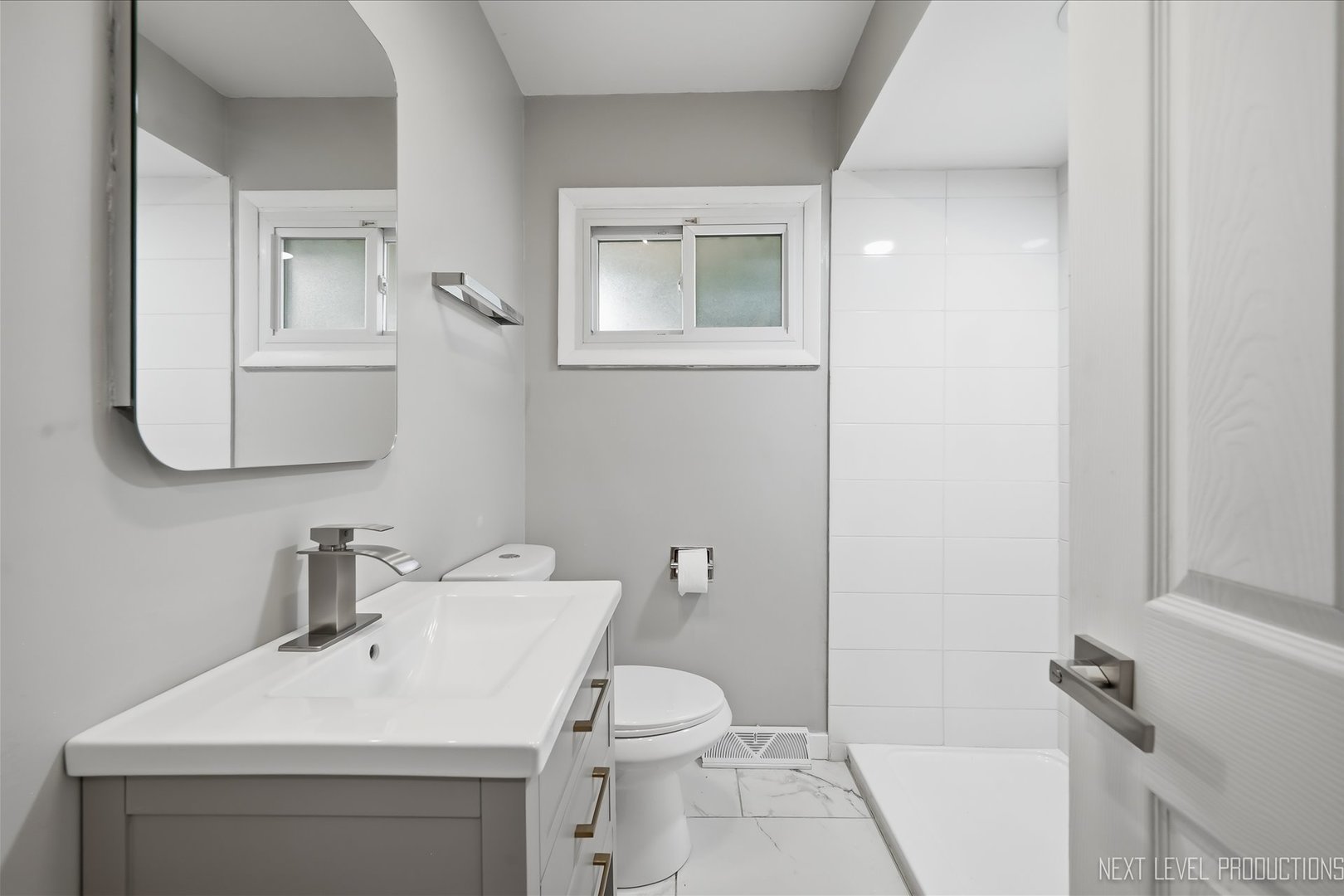 557 Willard Avenue Property Photo 21