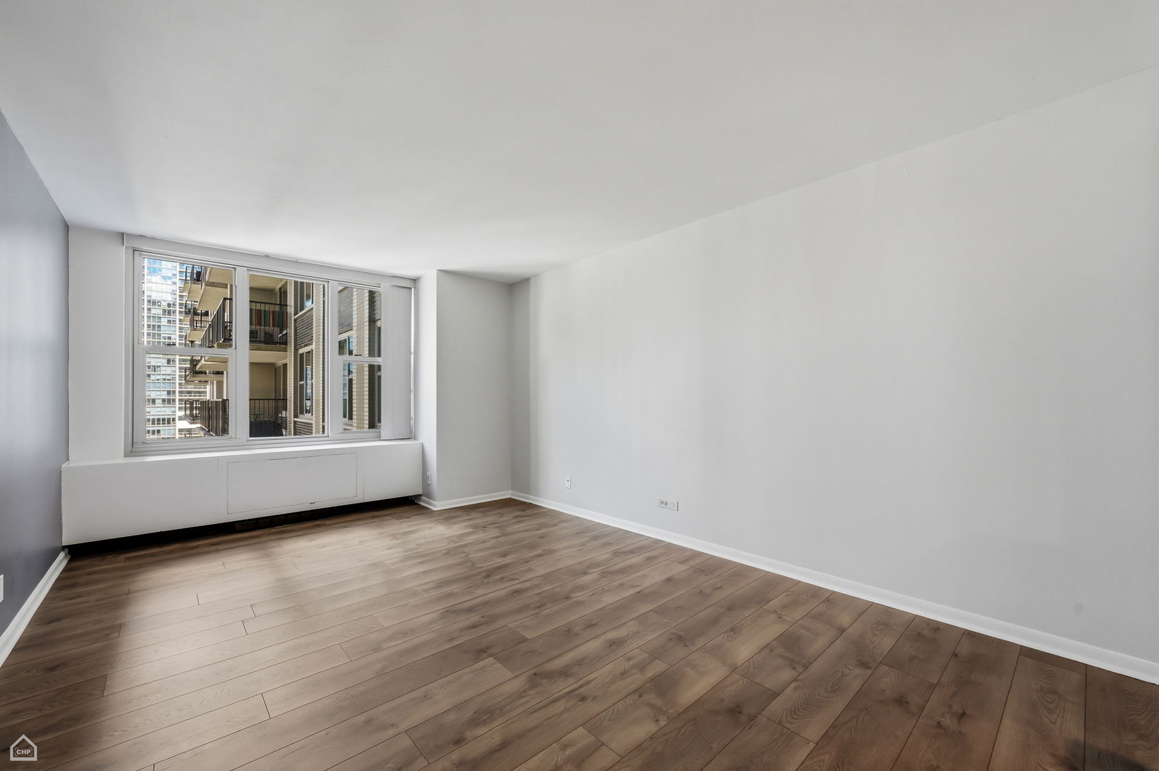 400 E Randolph Street 1812 Property Photo 2
