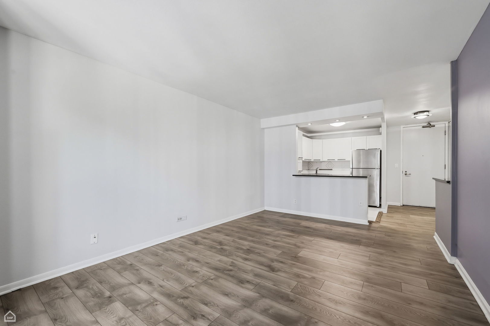 400 E Randolph Street 1812 Property Photo 3