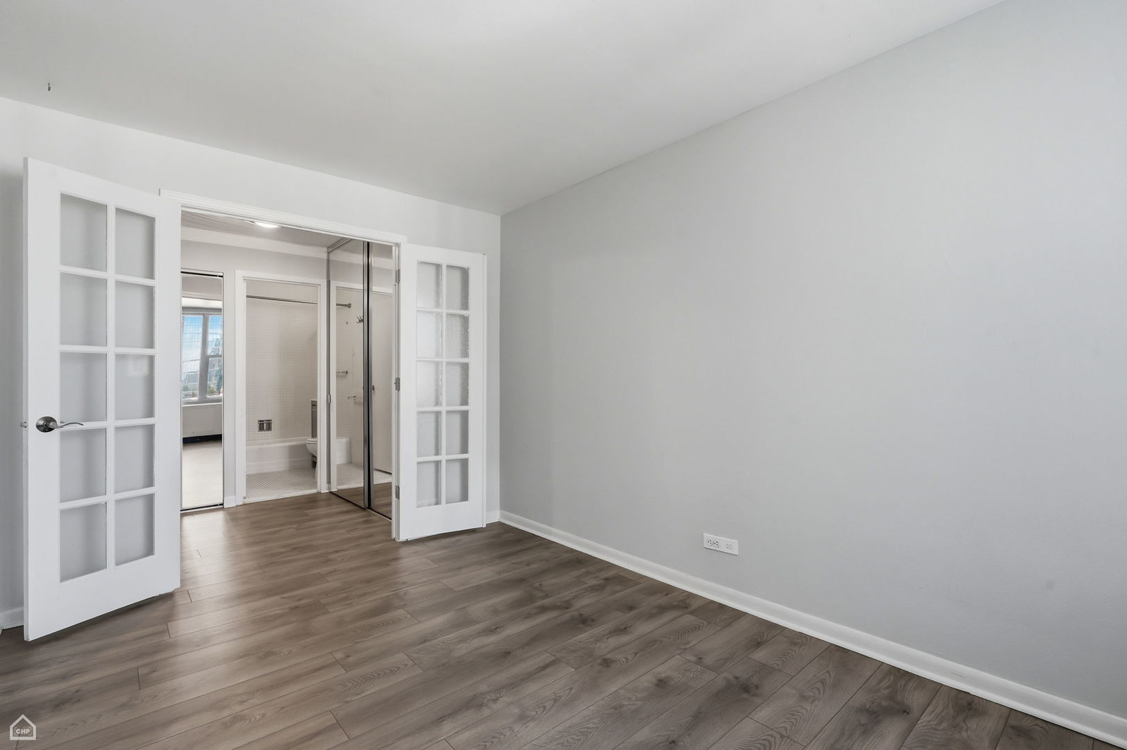 400 E Randolph Street 1812 Property Photo 11