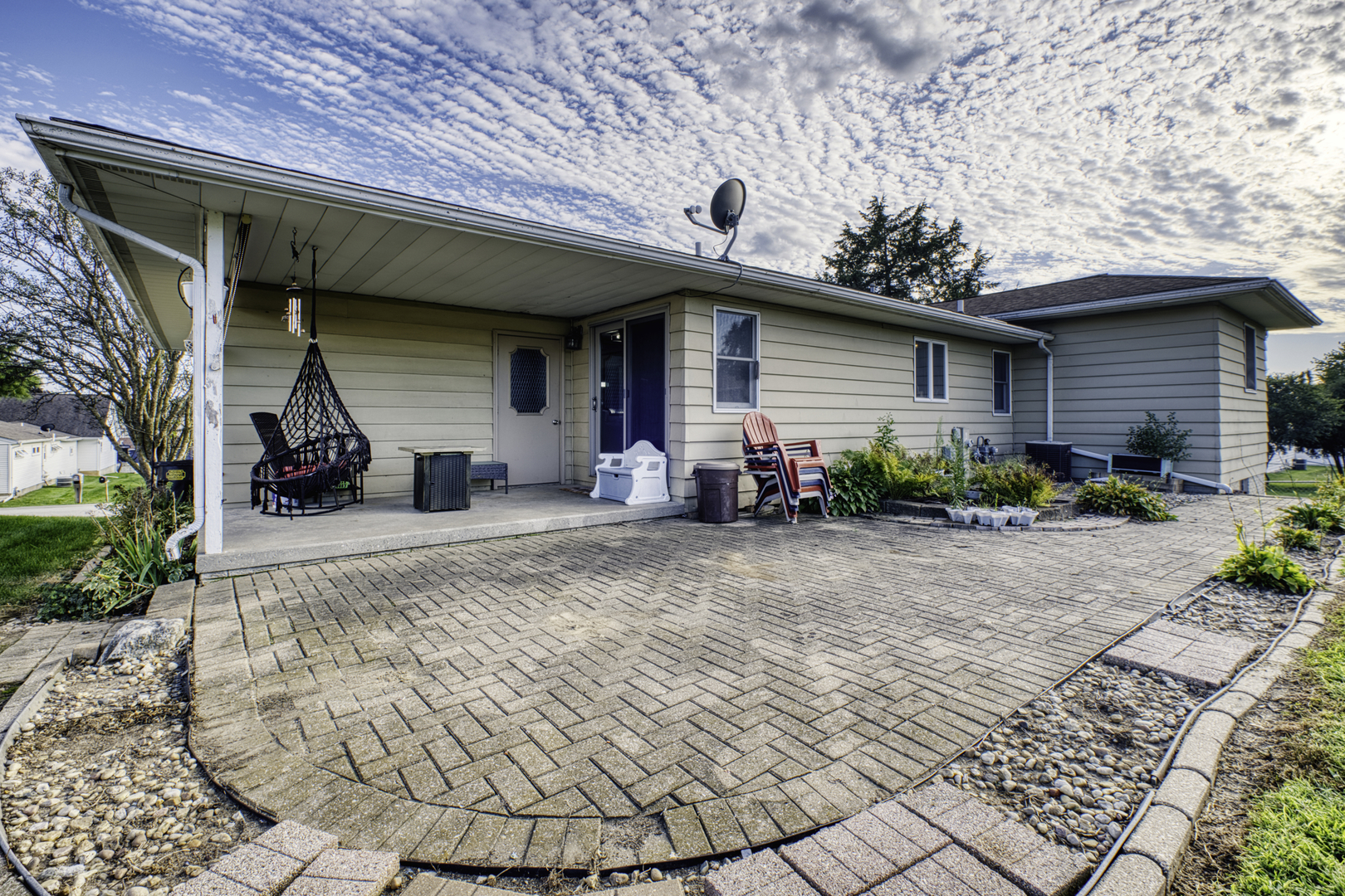 919 3rd Avenue Property Photo 20