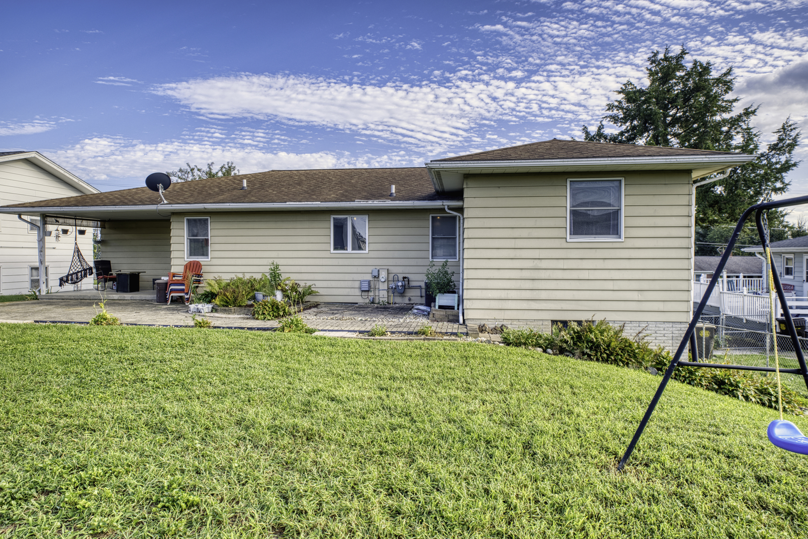 919 3rd Avenue Property Photo 21