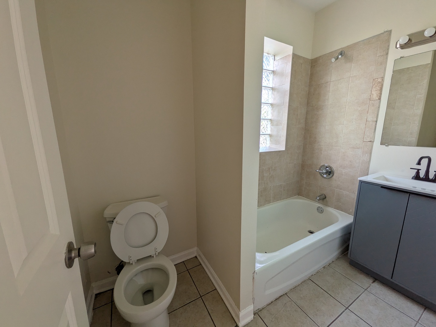 9110 S Dauphin Avenue Property Photo 9