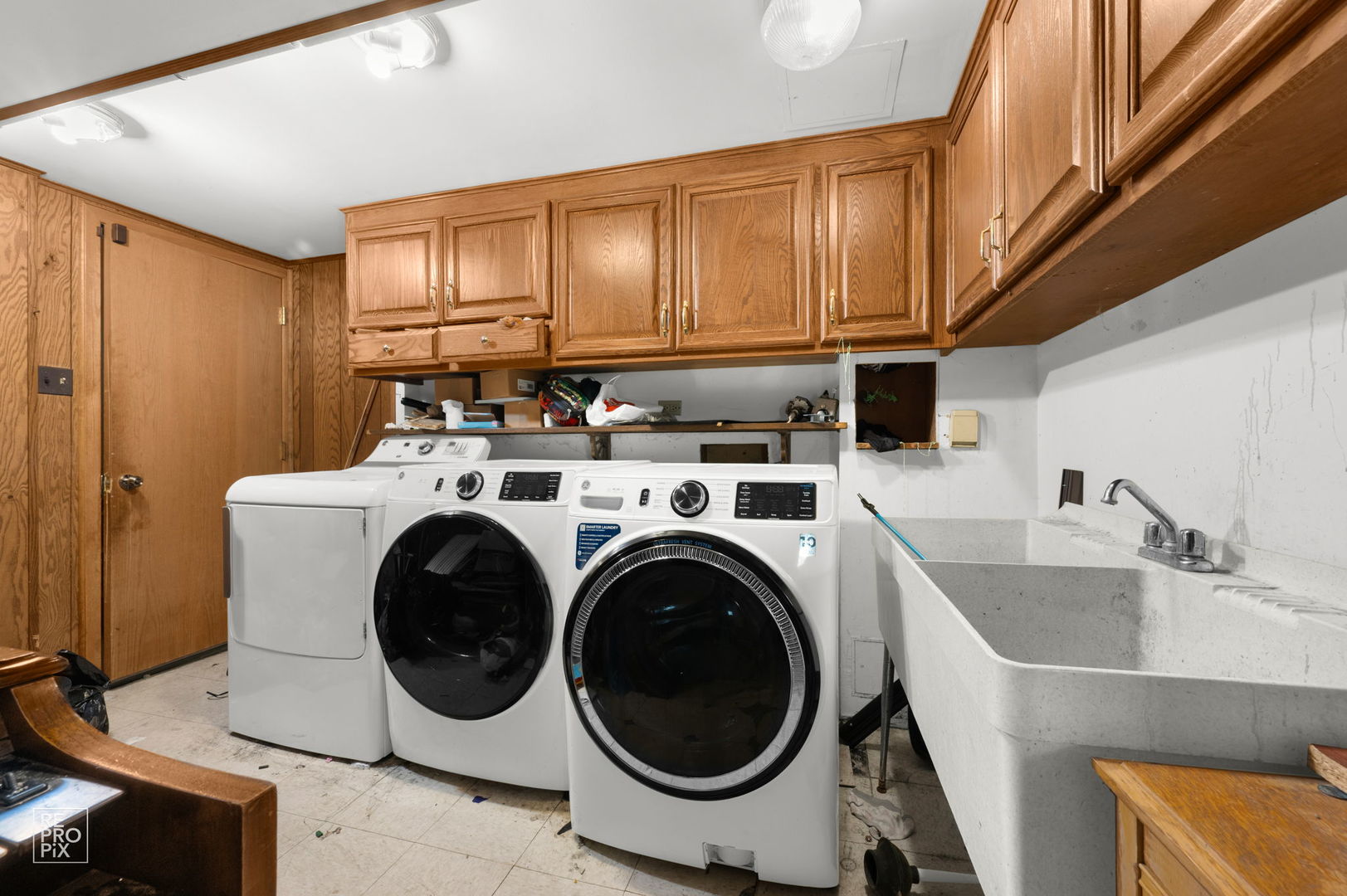 17157 Langley Avenue Property Photo 10