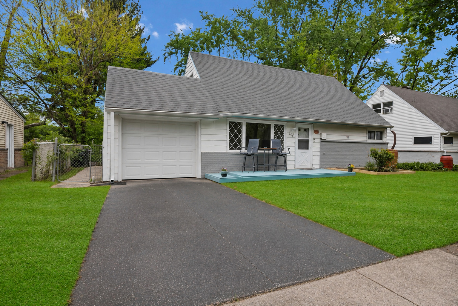 406 Winnebago Street Property Photo 1