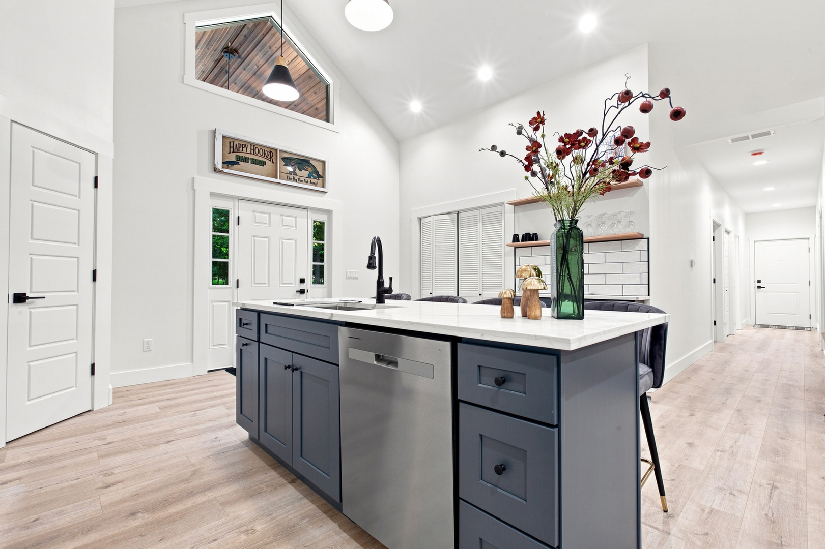 8960 E South Circle Drive Property Photo 27