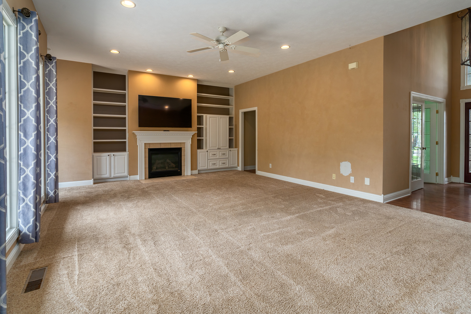 2201 Kingspointe Drive Property Photo 11