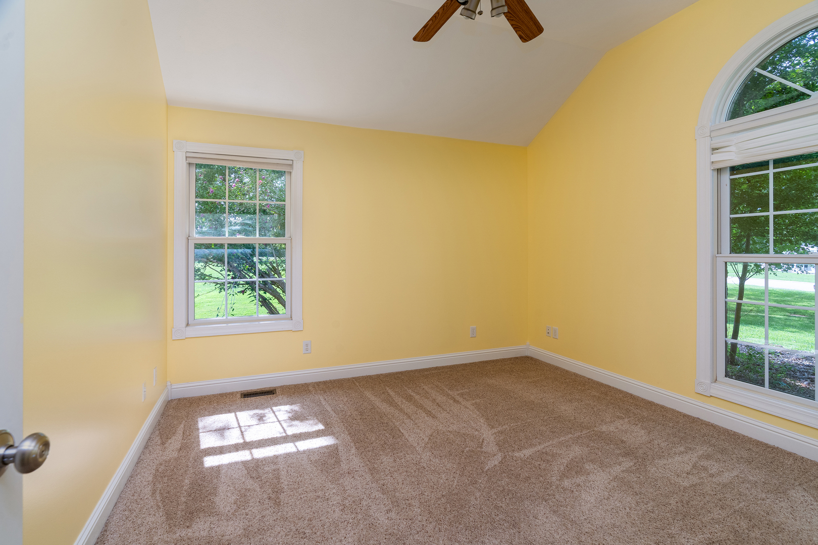 2201 Kingspointe Drive Property Photo 33