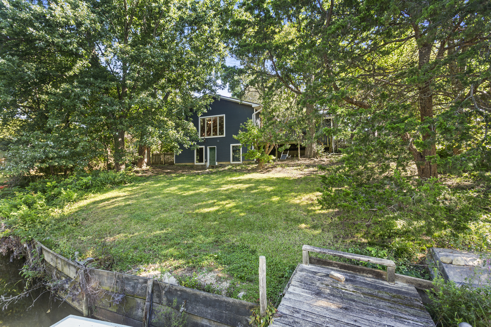 503 S North Shore Drive Property Photo 8
