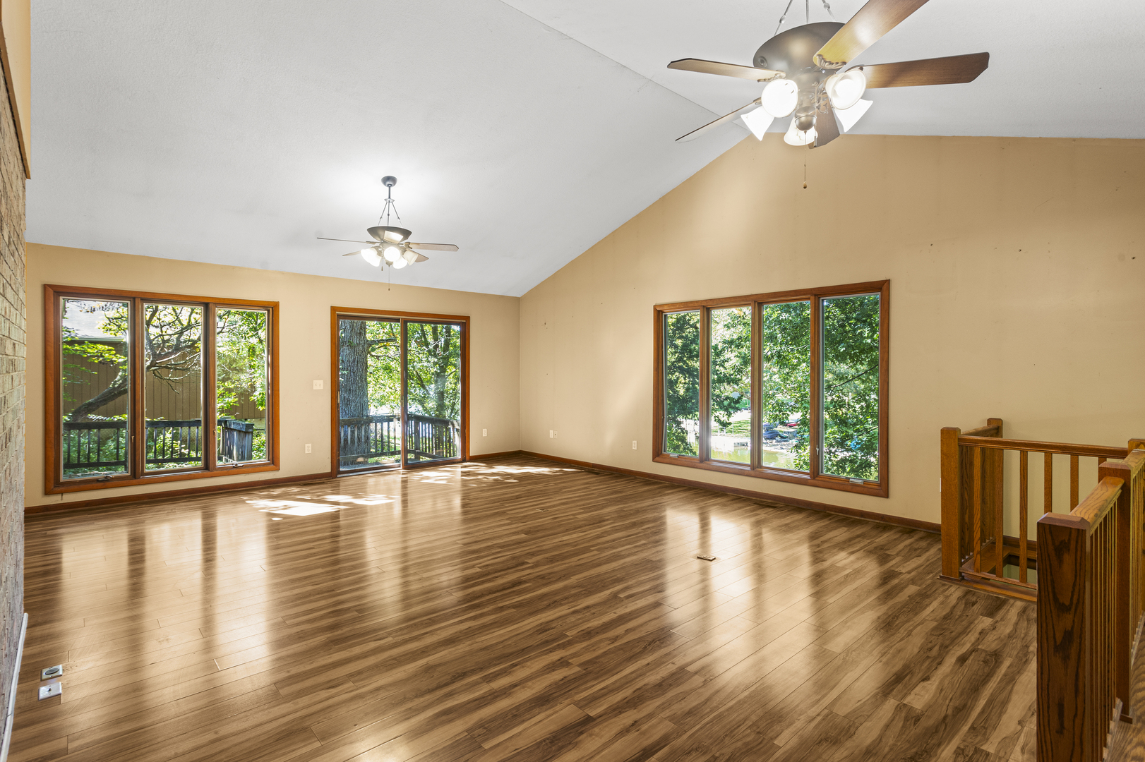503 S North Shore Drive Property Photo 17