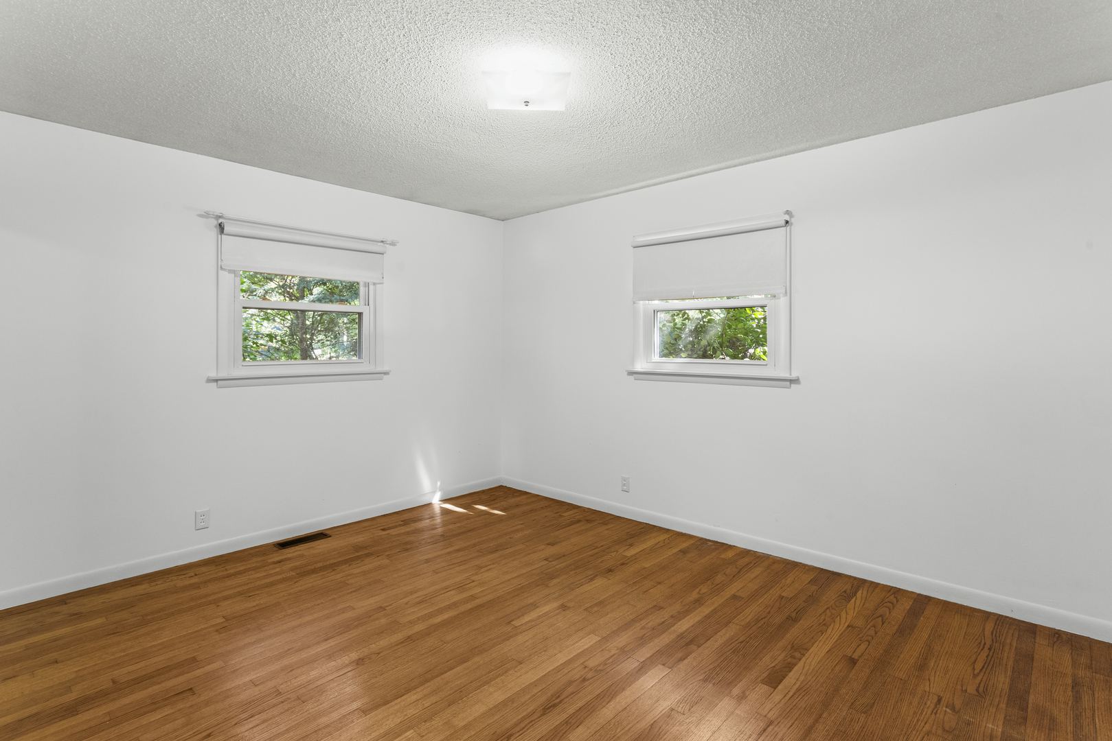 503 S North Shore Drive Property Photo 34