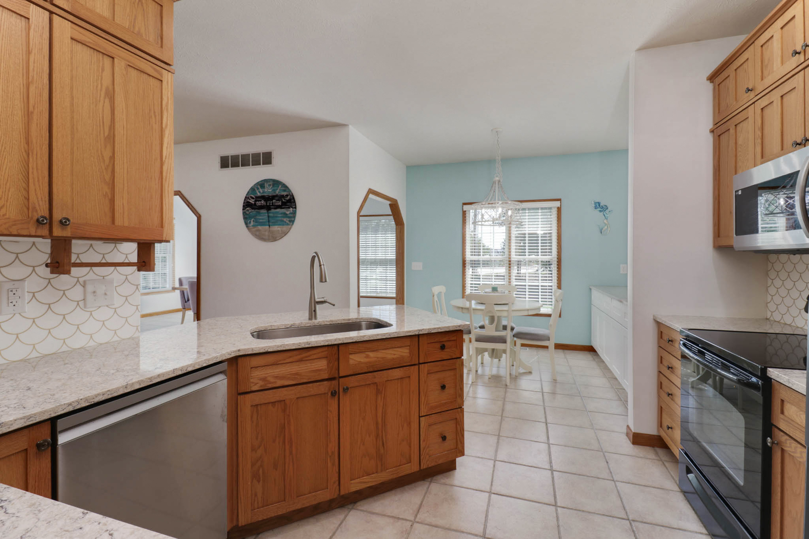 25 Spring Ridge Circle Property Photo 8
