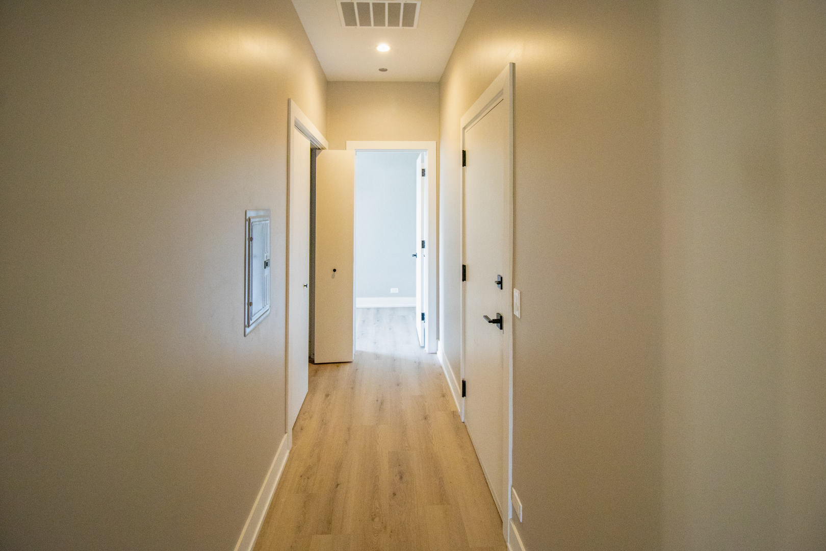 551 E 47th Street 3w Property Photo 17