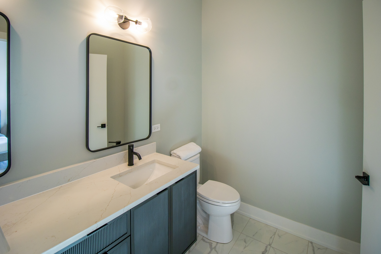 551 E 47th Street 3w Property Photo 21