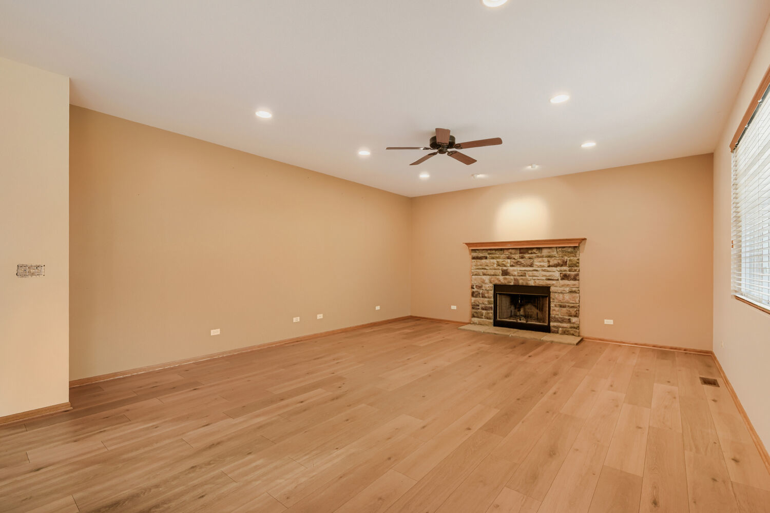 7300 Yorkshire Street Property Photo 10