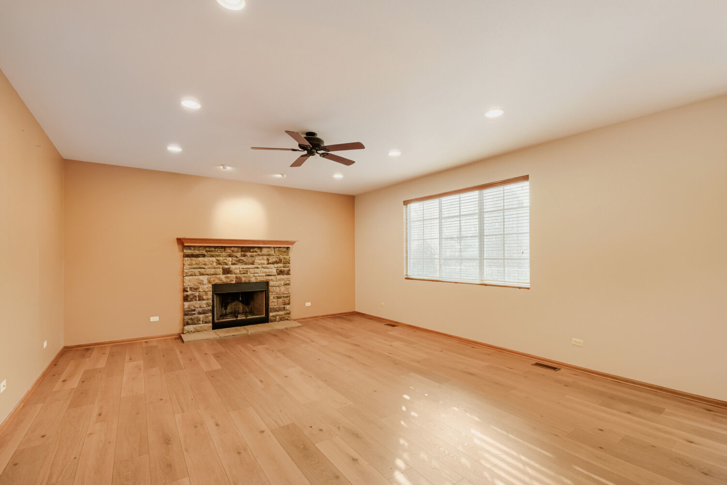 7300 Yorkshire Street Property Photo 11