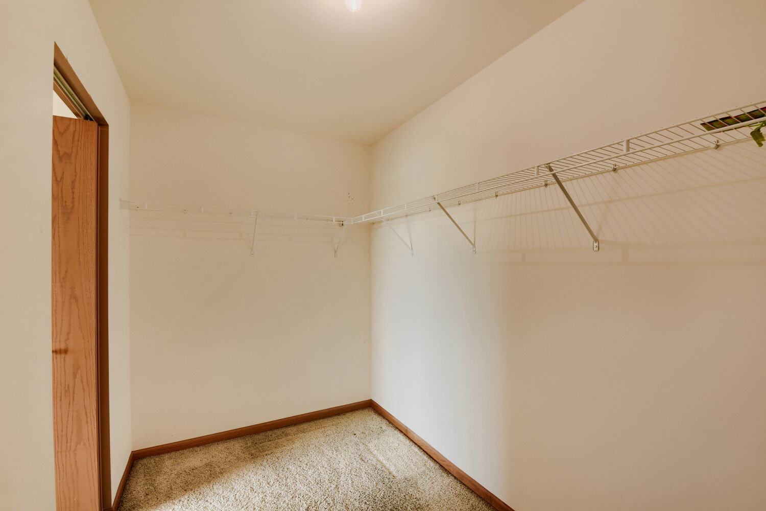 7300 Yorkshire Street Property Photo 22