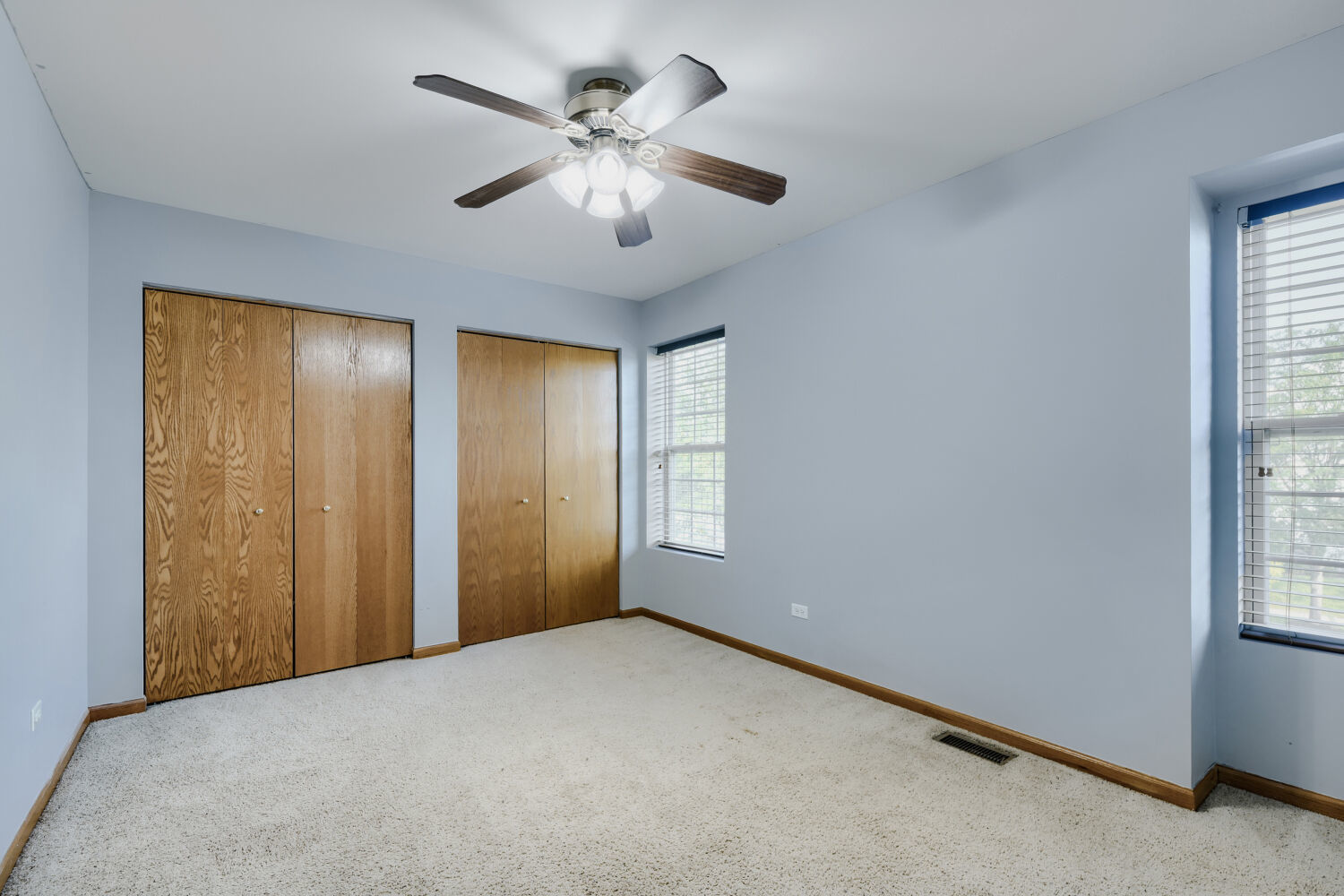 7300 Yorkshire Street Property Photo 27