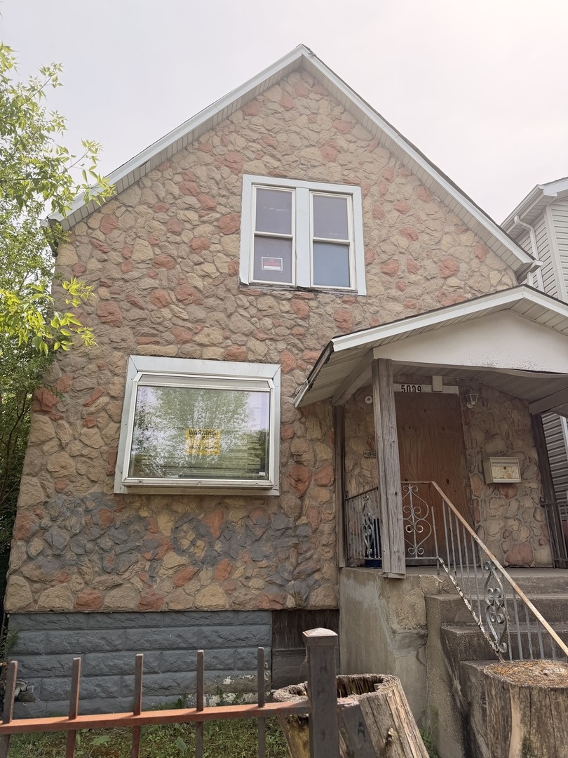 5009 W Chicago Avenue Property Photo 1