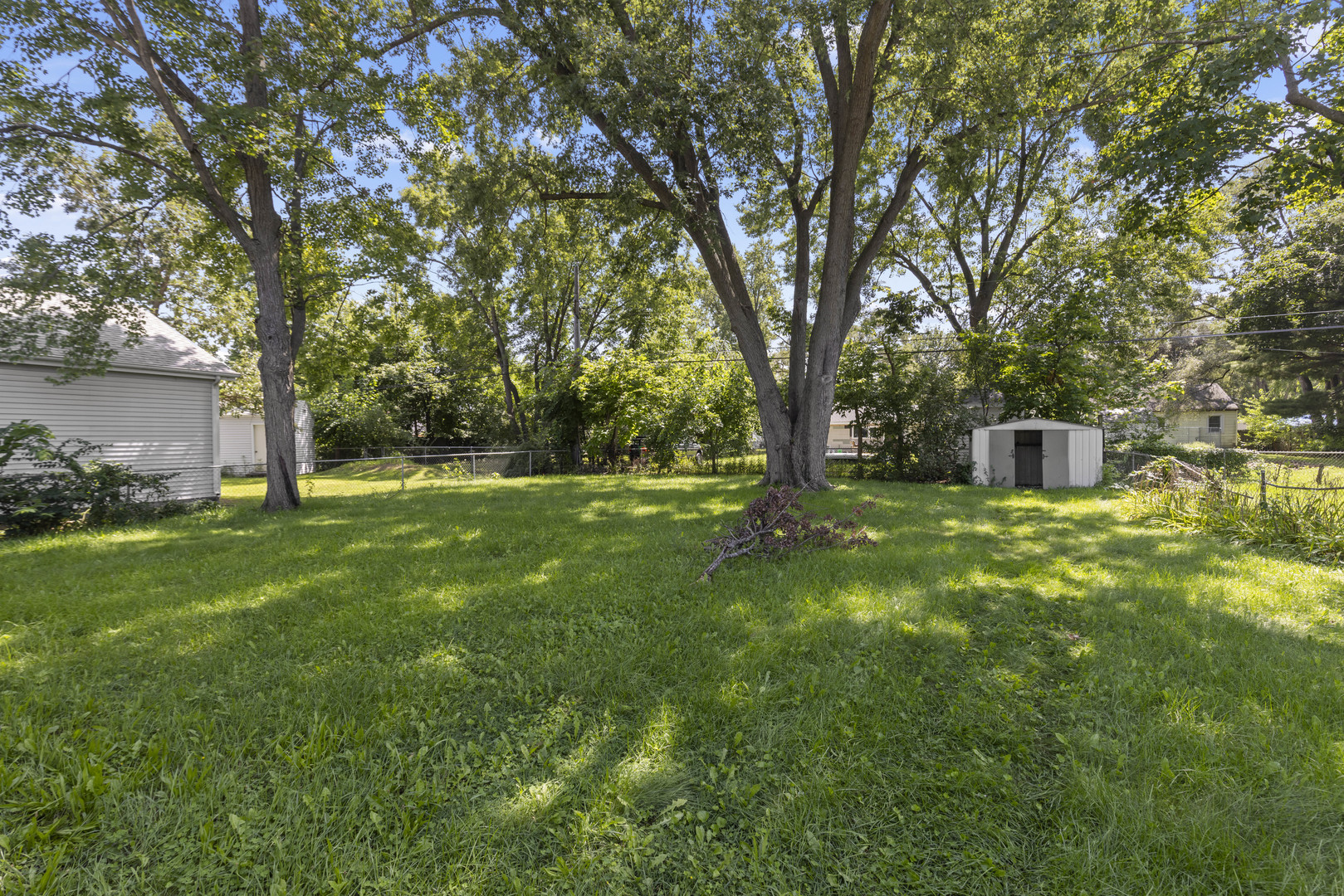 307 Superior Avenue Property Photo 11