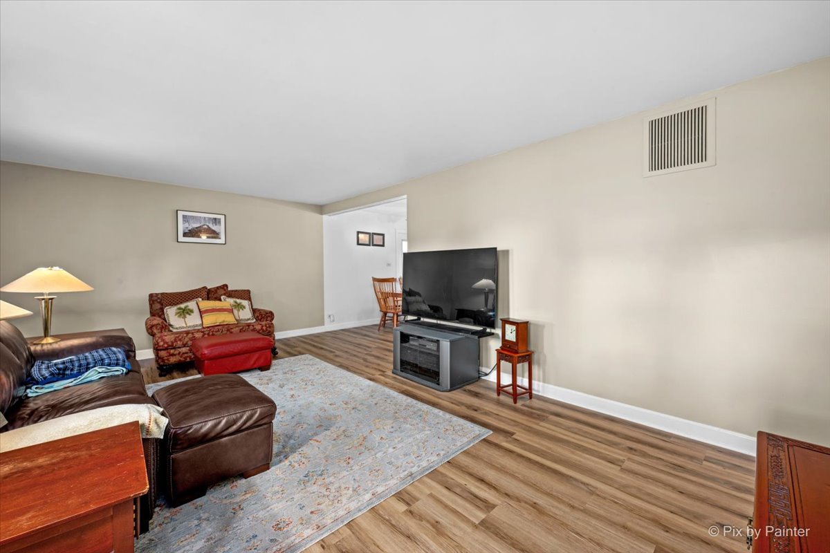 5506 Burwood Road Property Photo 5