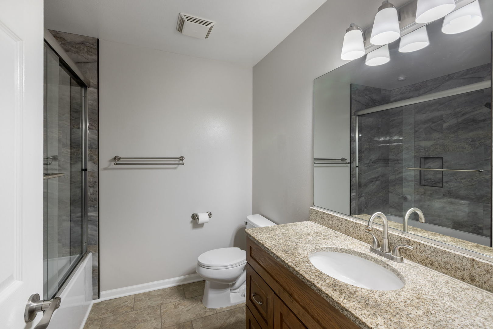 720 Sundown Road F Property Photo 9