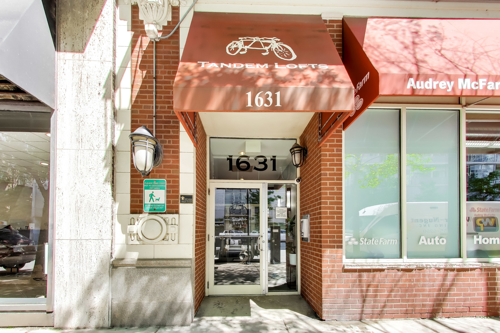 1631 S Michigan Avenue 506 Property Photo 2