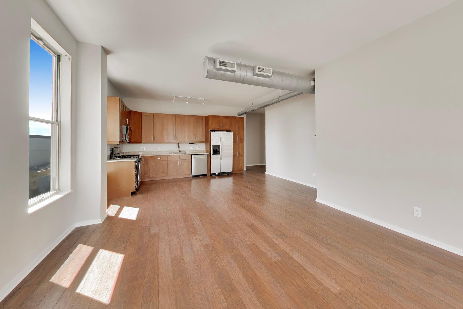 1631 S Michigan Avenue 506 Property Photo 9